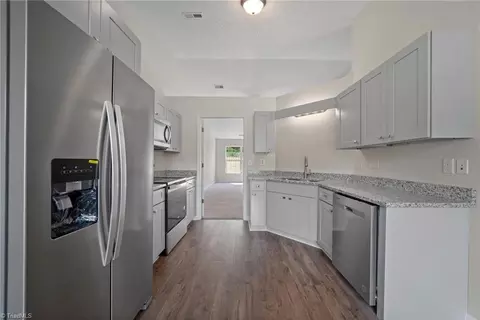 Entry Way - 2936 Waterstone Loop, High Point, NC 27265 photo 2 of 2