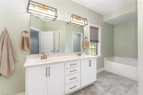 105 Solitaire Dr, Trinity, NC 27370 photo 23