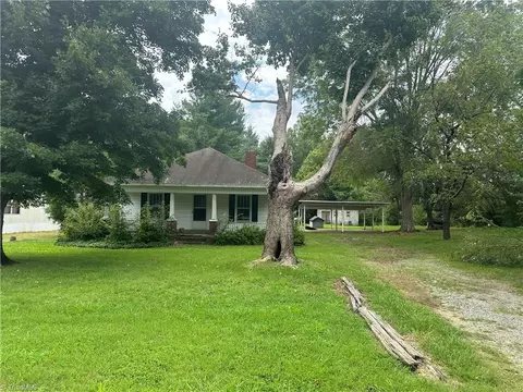 595 Arnold Rd, Lexington, NC 27295