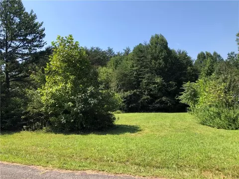0 Sycamore Dr, Mount Airy, NC 27030