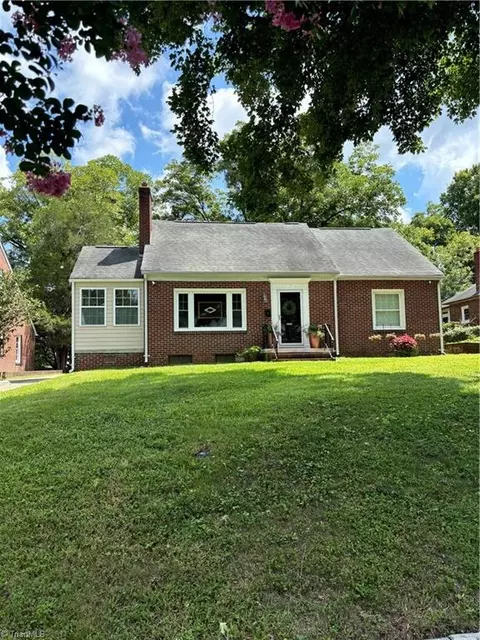 214 Woodrow Ave, High Point, NC 27262