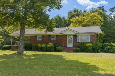 769 Patterson Grove Rd, Ramseur, NC 27316