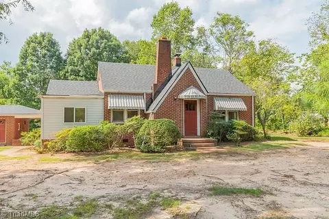 7543 W Us Highway 158, Reidsville, NC 27320