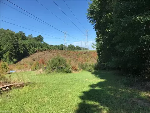 4021 Windspray Loop, Summerfield, NC 27358 photo 2
