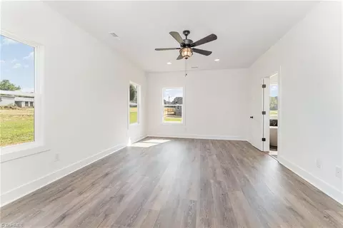 126 Galliher Rd, Harmony, NC 28634 photo 16