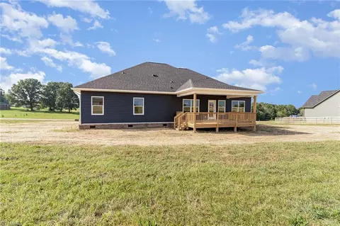 126 Galliher Rd, Harmony, NC 28634 photo 31