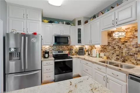 1108 Applegate Ct, Lenoir, NC 28645 photo 12