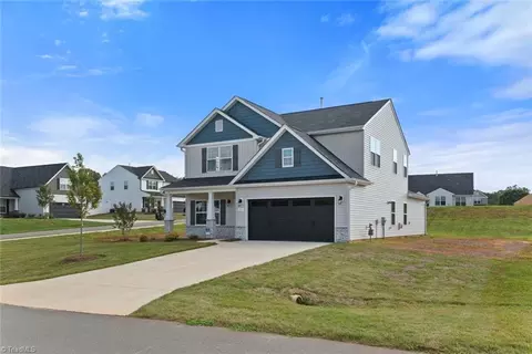 120 Sugar Maple Dr, King, NC 27021 photo 3