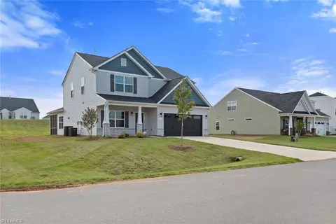120 Sugar Maple Dr, King, NC 27021 photo 2