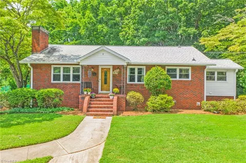 914 Gales Ave, Winston Salem, NC 27103