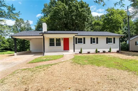 2826 Leonard Rd, Lexington, NC 27295