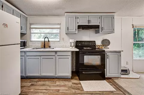 5001 Cashatt Rd, Trinity, NC 27370 photo 17