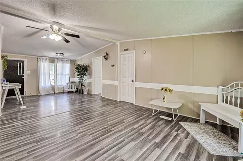 5001 Cashatt Rd, Trinity, NC 27370 photo 6