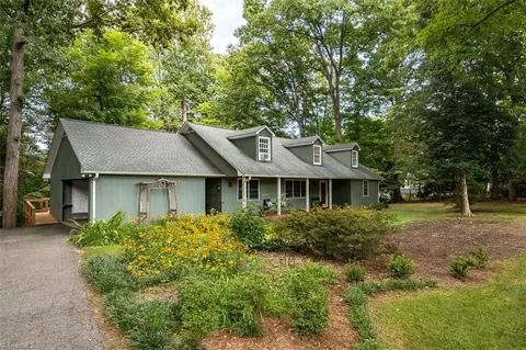 295 Ivy Cir, Elkin, NC 28621