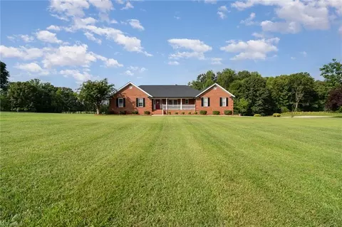 1127 Ymca Camp Rd, King, NC 27021 photo 6