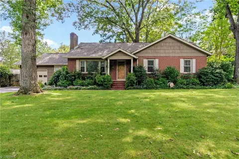 6124 Arden Dr, Clemmons, NC 27012