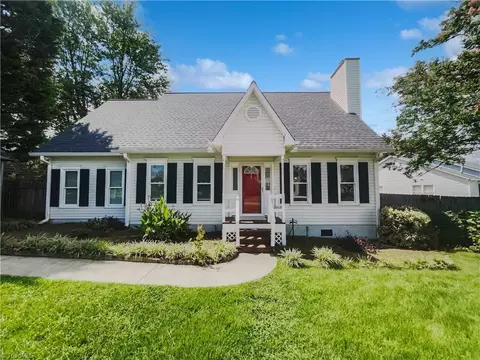 3904 Quillmark Ct, Winston Salem, NC 27127