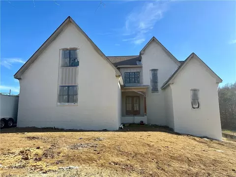 367 Lissara Lodge Dr, Lewisville, NC 27023