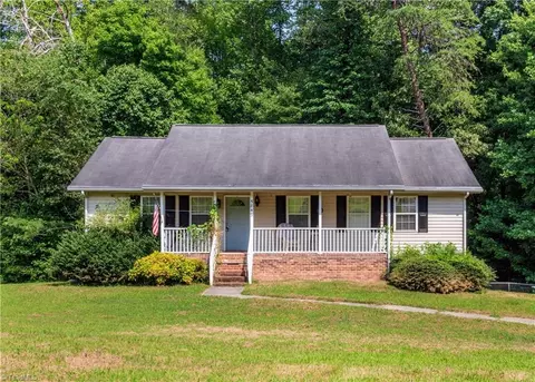 5849 Jones Rd, Walkertown, NC 27051