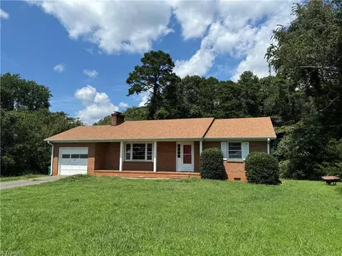 Exterior - 345 King St, King, NC 27021 photo 3 of 3