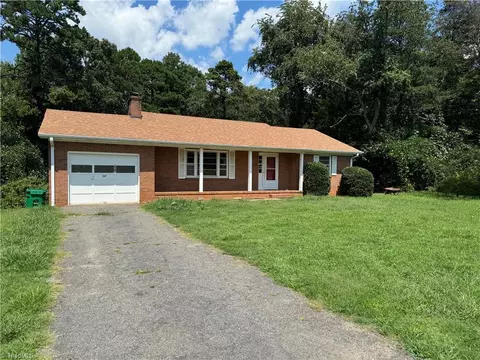 Exterior - 345 King St, King, NC 27021 photo 1 of 3