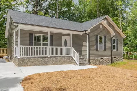 308 Martin Ave, Lexington, NC 27292