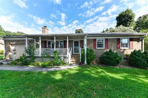 530 Air Harbor Rd, Greensboro, NC 27455