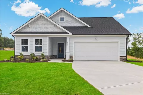 3933 Waterstone Ct, Kernersville, NC 27284