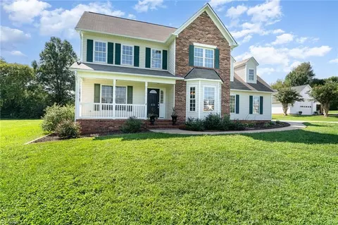 111 High Field Rd N, Advance, NC 27006