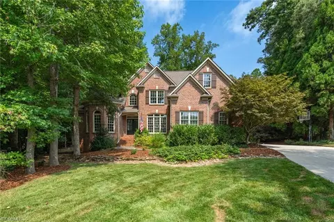 8250 Ipswich Ct, Summerfield, NC 27358
