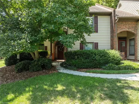 2312 Brandt Vlg, Greensboro, NC 27455