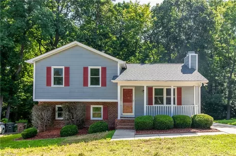 14 Ivyglen Ct, Greensboro, NC 27406