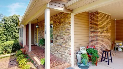 130 Ashley Dr, Dobson, NC 27017 photo 2