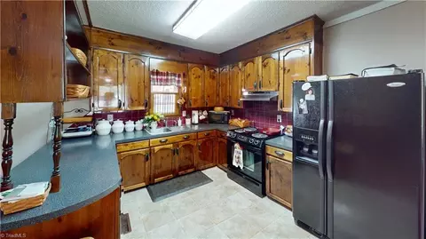 130 Ashley Dr, Dobson, NC 27017 photo 13