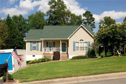 4715 Leprechaun Ln, Winston Salem, NC 27127