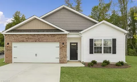 3219 Highlander Pt, Greensboro, NC 27405