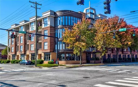 810 4th St W #403, Winston Salem, NC 27101