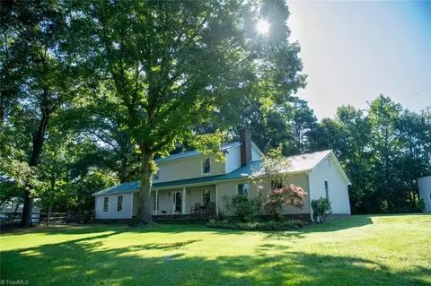 4578 F Bass Mountain Rd, Snow Camp, NC 27349