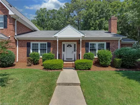 639 Hunter Oak Dr, Kannapolis, NC 28083
