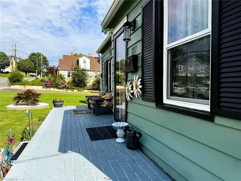 Exterior - 717 Spring St, Mount Airy, NC 27030 photo 1 of 6