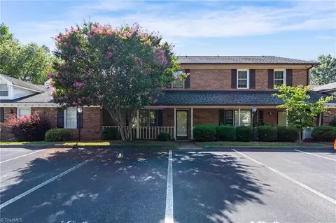 134 Chrisfield Cir, Winston Salem, NC 27104
