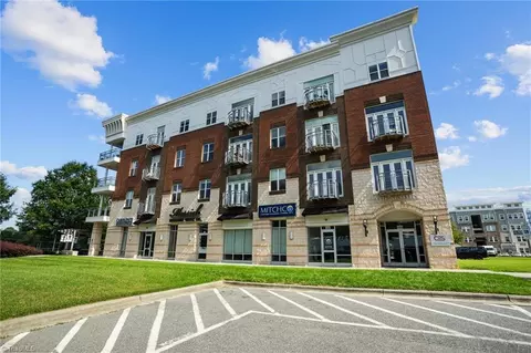 1111 Marshall St S #488, Winston Salem, NC 27101