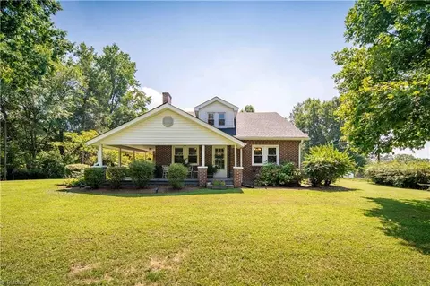 553 Trinity Church Rd, King, NC 27021