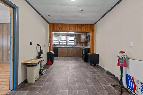 Entry Way - 2308 Stadium Dr E, Eden, NC 27288 photo 2 of 2