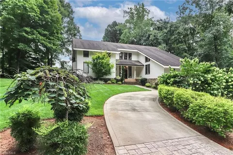3208 Sedgefield Rd, Statesville, NC 28625