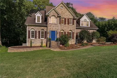 6218 Windcrest Dr, Summerfield, NC 27358