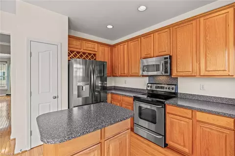 3906 Tarrant Trace Cir, High Point, NC 27265 photo 24