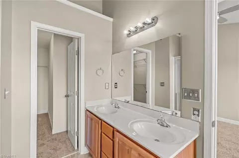 3906 Tarrant Trace Cir, High Point, NC 27265 photo 38