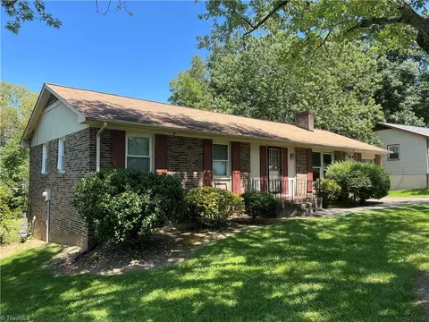 514 Leitzel Ave, Greensboro, NC 27406