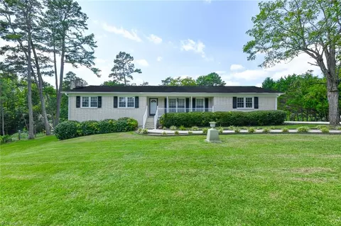 4749 Alpine Dr, Trinity, NC 27370